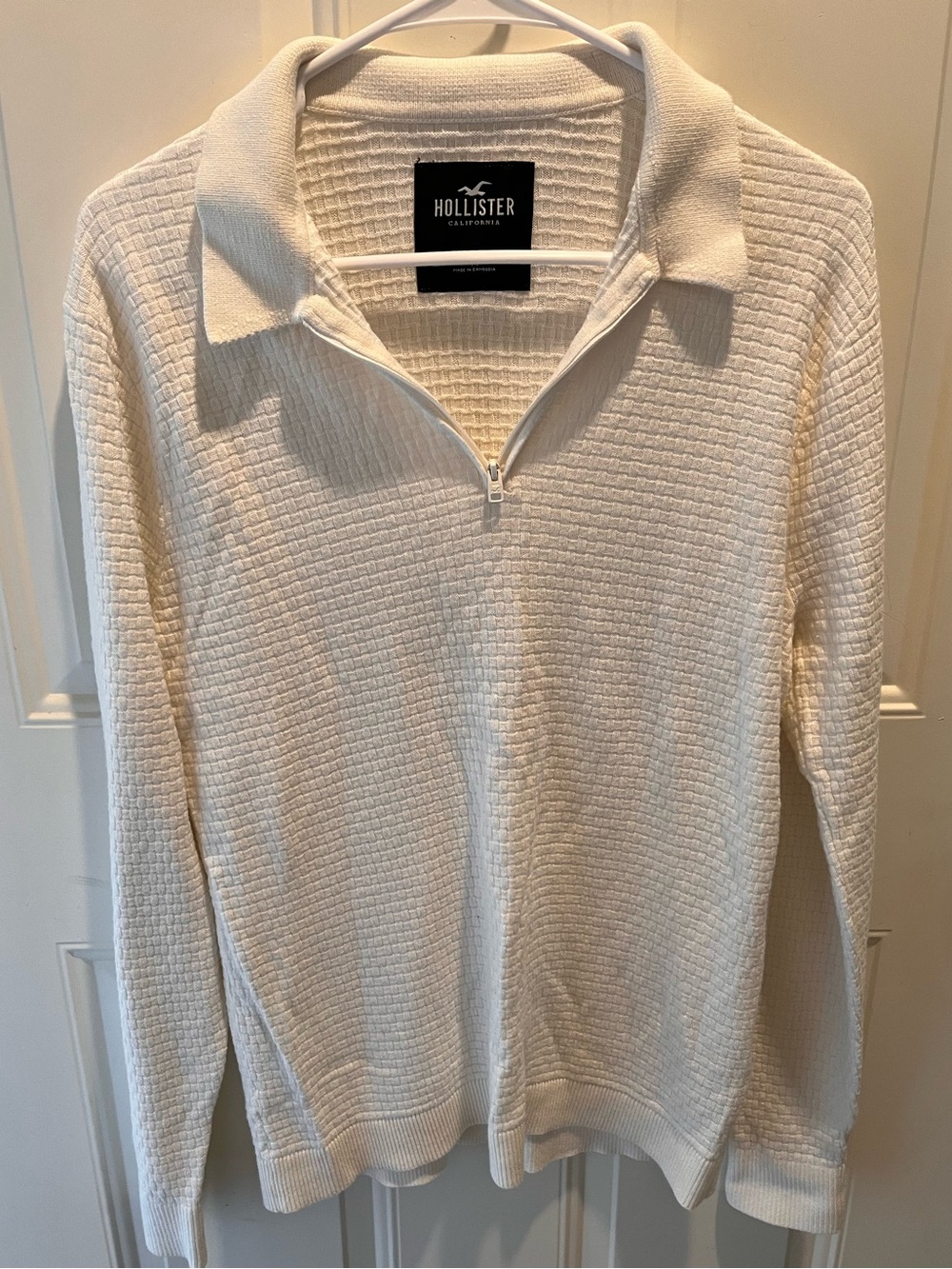 Hollister Off-White Quarter-Zip Waffle Knit Pullover